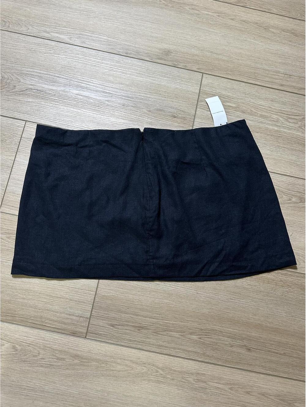 Abercrombie & Fitch Black Mini Skirt Size XL